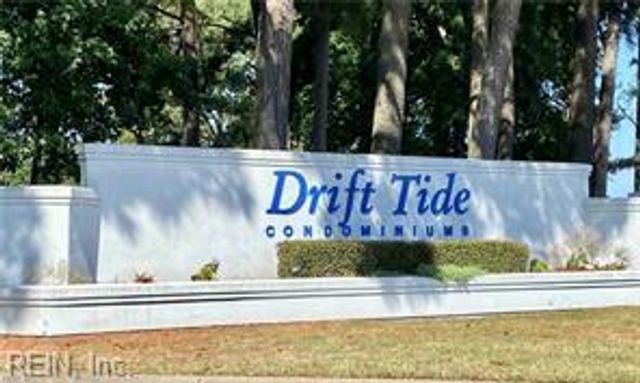 904 Drift Tide DR, Virginia Beach, VA 23464