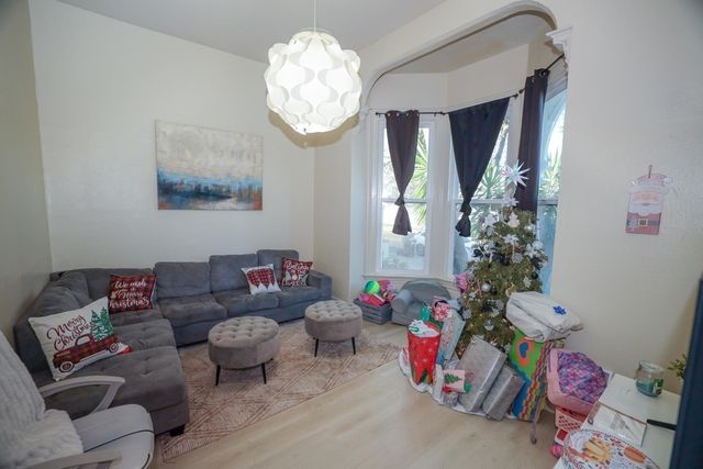 1432 Union ST, Oakland, CA 94607