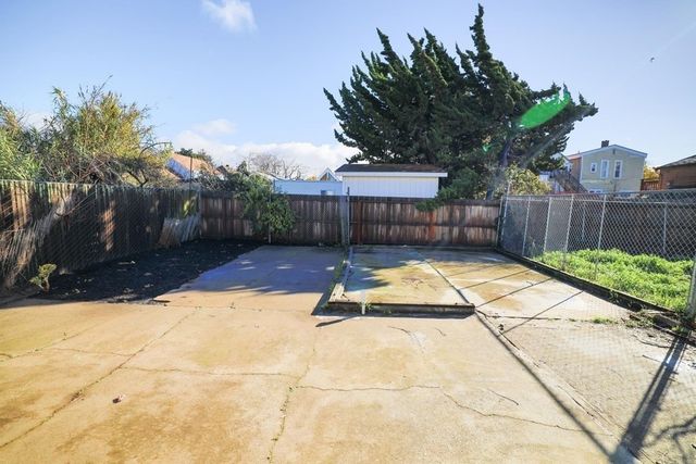 1432 Union ST, Oakland, CA 94607
