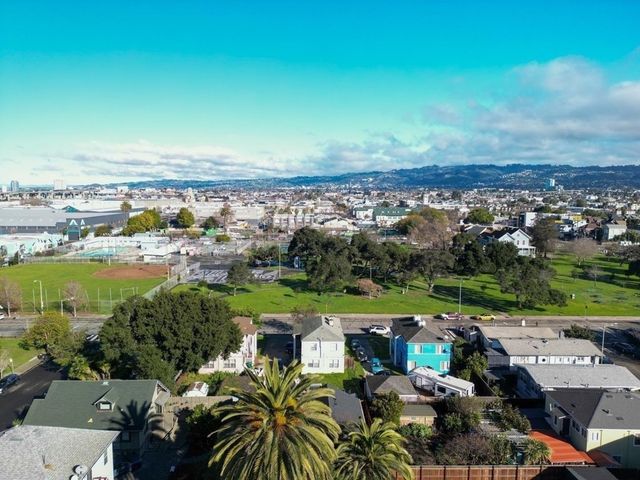 1432 Union ST, Oakland, CA 94607