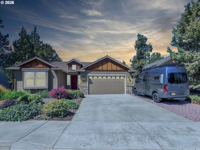 2021 Sw 41ST St, Redmond, OR 97756