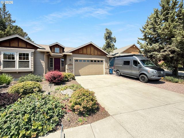 2021 Sw 41ST St, Redmond, OR 97756