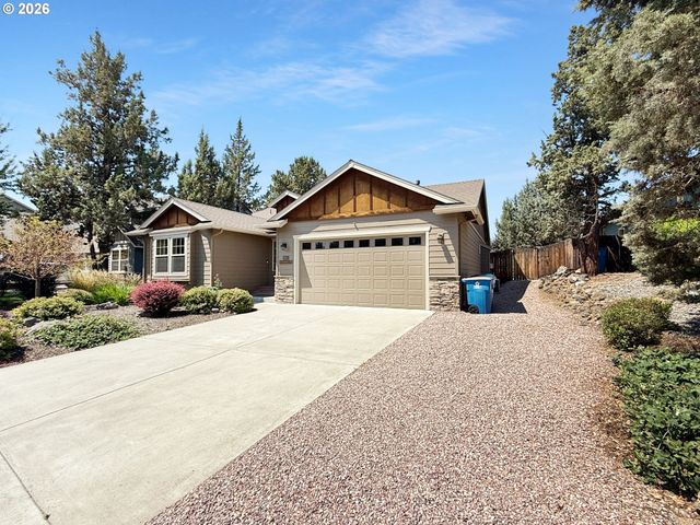 2021 Sw 41ST St, Redmond, OR 97756