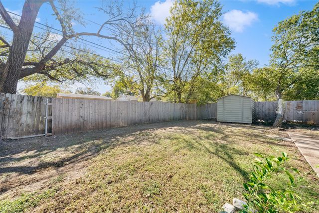 3524 Live Oak Avenue, Waco, TX 76708