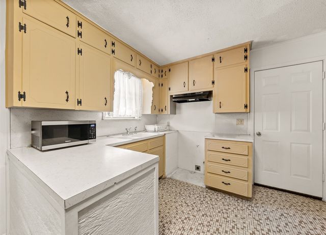 3524 Live Oak Avenue, Waco, TX 76708