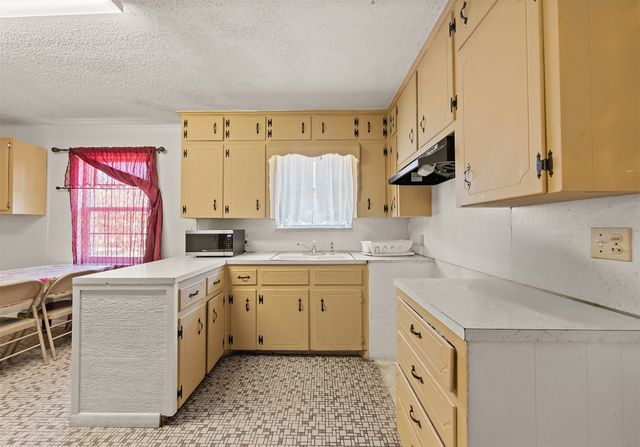 3524 Live Oak Avenue, Waco, TX 76708