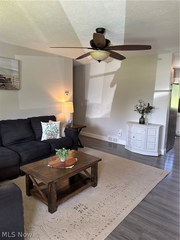 7825 Lester Drive, Leroy, OH 44077