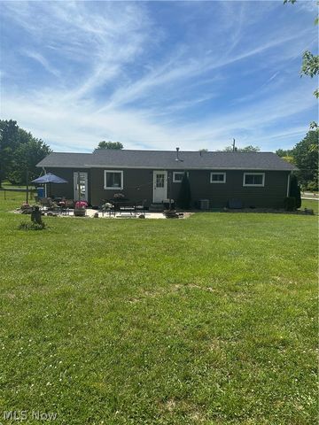 7825 Lester Drive, Leroy, OH 44077