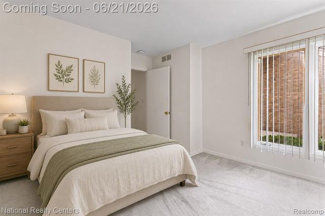 6153 Westbrooke Drive, West Bloomfield, MI 48322
