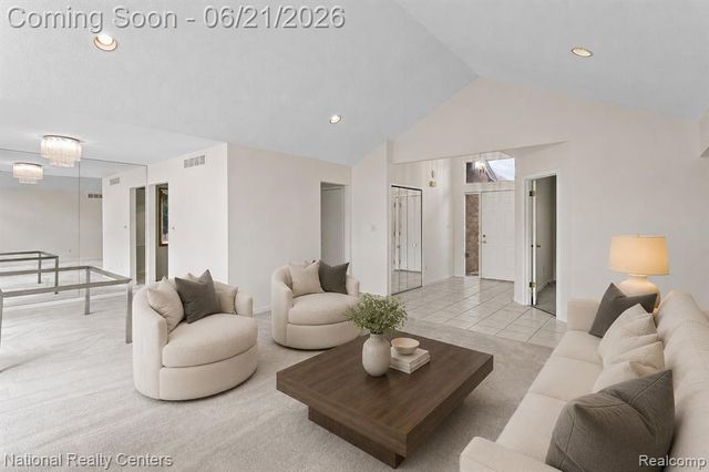 6153 Westbrooke Drive, West Bloomfield, MI 48322