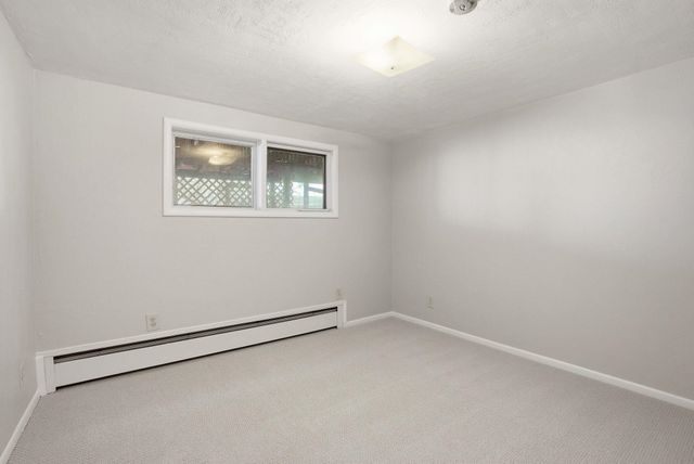 10324 N College Cir, Spokane, WA 99218