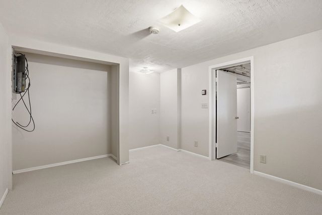 10324 N College Cir, Spokane, WA 99218