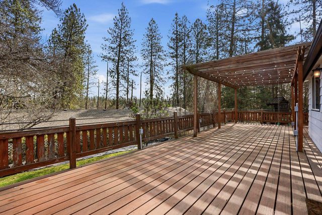 10324 N College Cir, Spokane, WA 99218