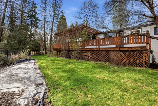 10324 N College Cir, Spokane, WA 99218