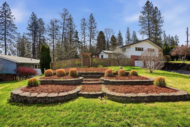 10324 N College Cir, Spokane, WA 99218