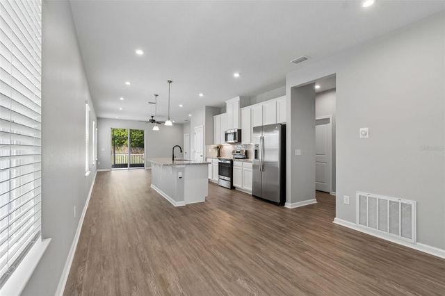 10495 GLIDING EAGLE WAY, Land O Lakes, FL 34638