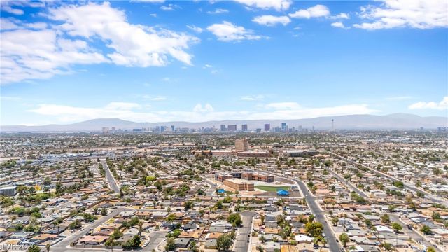 4709 Woodland Avenue, Las Vegas, NV 89121