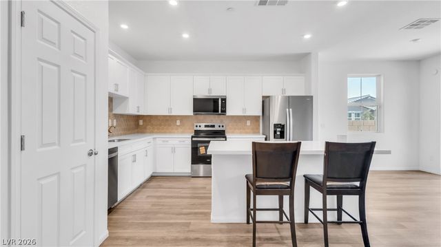 4709 Woodland Avenue, Las Vegas, NV 89121