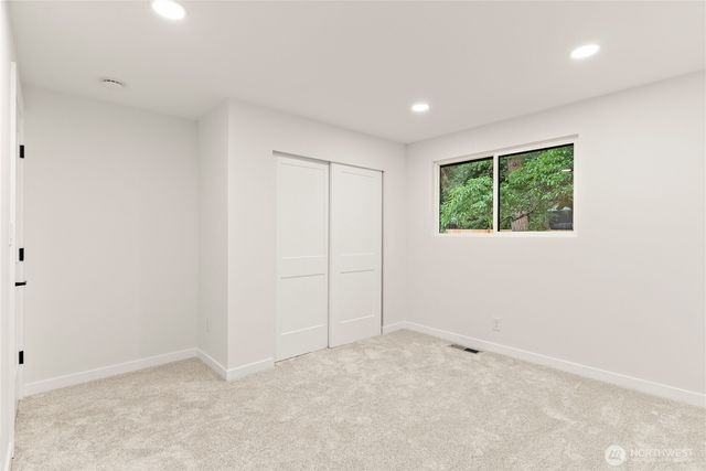 18630 SE 216th Street, Renton, WA 98058