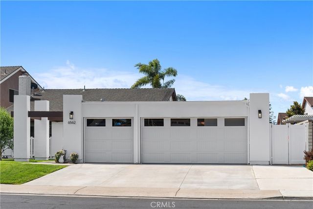 6562 Dohrn Circle, Huntington Beach, CA 92647