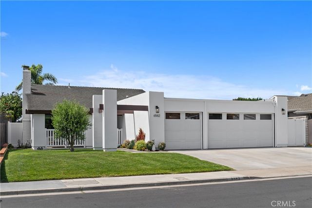 6562 Dohrn Circle, Huntington Beach, CA 92647