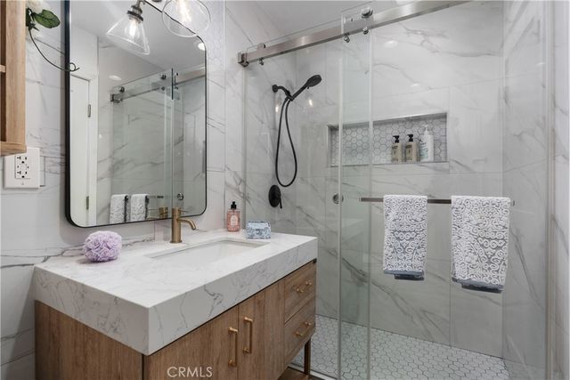 6562 Dohrn Circle, Huntington Beach, CA 92647