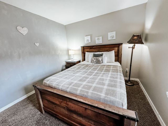 470 Abby Lane 3, Branson, MO 65616