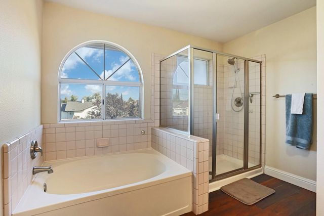 1122 Zumstein Ct, Ripon, CA 95366