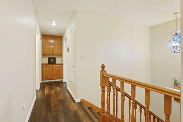 1122 Zumstein Ct, Ripon, CA 95366