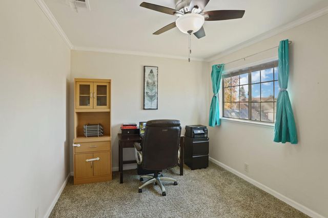 1122 Zumstein Ct, Ripon, CA 95366