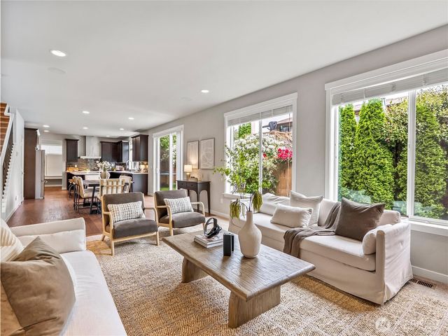 22407 96th Avenue W, Edmonds, WA 98020