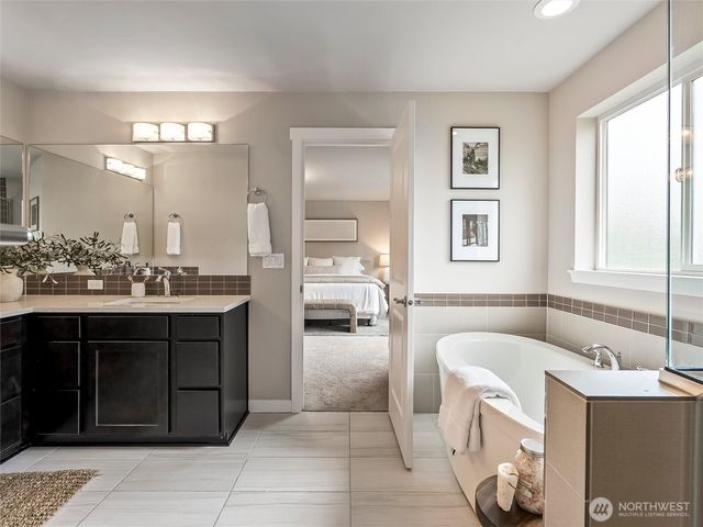 22407 96th Avenue W, Edmonds, WA 98020