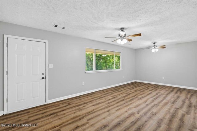 101 Richland Street, Richland, MS 39218