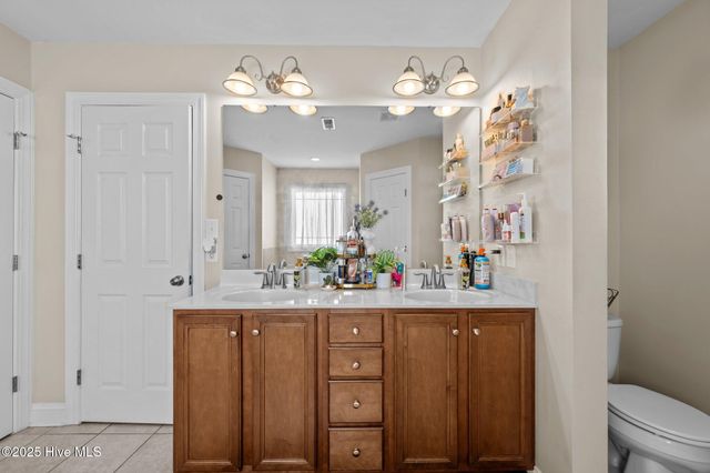 101 Falcon Landing Court, New Bern, NC 28560