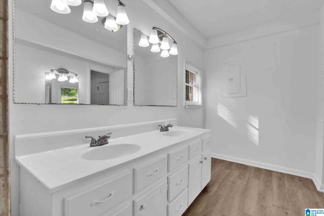 3225 WENONAH ROAD SW, Birmingham, AL 35211