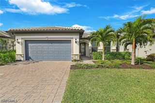10439 Ventana LN, Naples, FL 34120