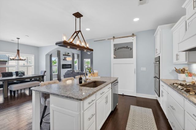 2384 Stockwood TRL, Thompsons Station, TN 37179