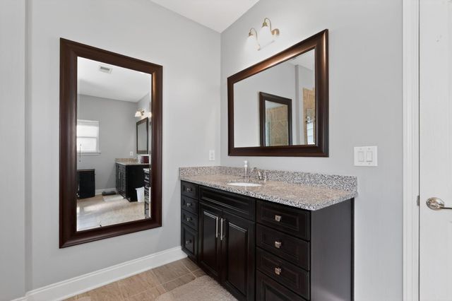 2384 Stockwood TRL, Thompsons Station, TN 37179