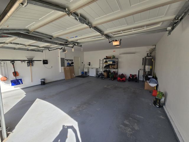 2384 Stockwood TRL, Thompsons Station, TN 37179