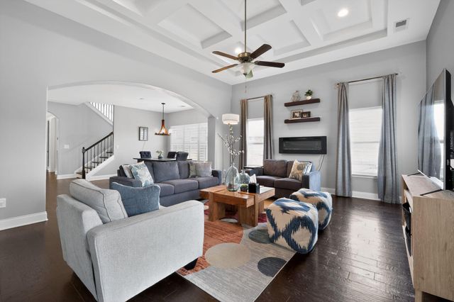 2384 Stockwood TRL, Thompsons Station, TN 37179