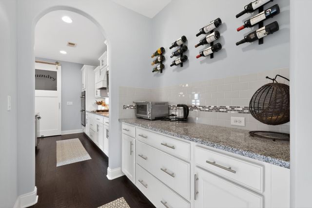 2384 Stockwood TRL, Thompsons Station, TN 37179