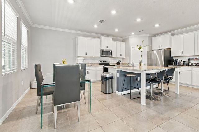 11035 LAXER CAY LOOP, San Antonio, FL 33576
