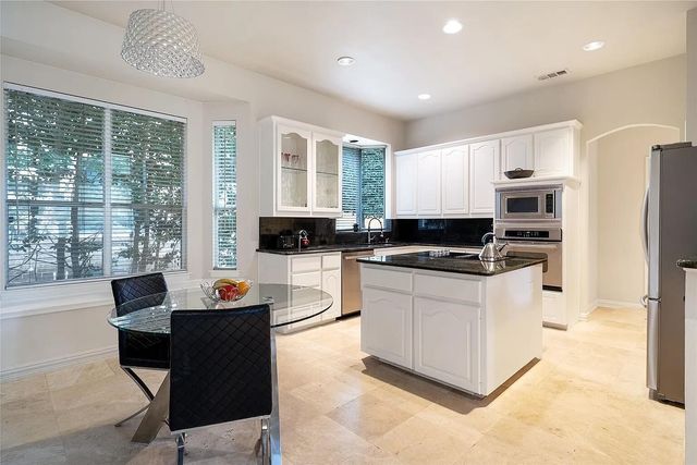 18403 Gibbons Drive, Dallas, TX 75287
