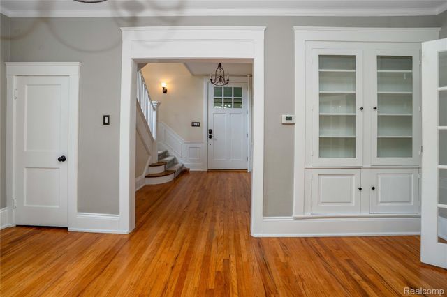 549 W Dunlap Street, Northville, MI 48167
