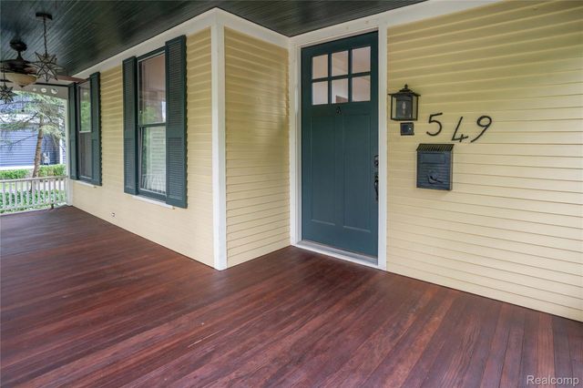 549 W Dunlap Street, Northville, MI 48167