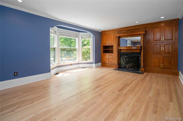 549 W Dunlap Street, Northville, MI 48167