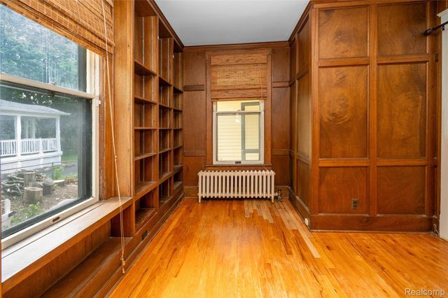 549 W Dunlap Street, Northville, MI 48167