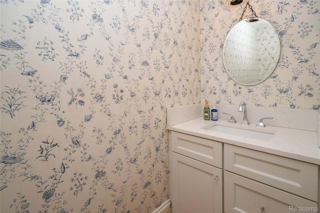 549 W Dunlap Street, Northville, MI 48167