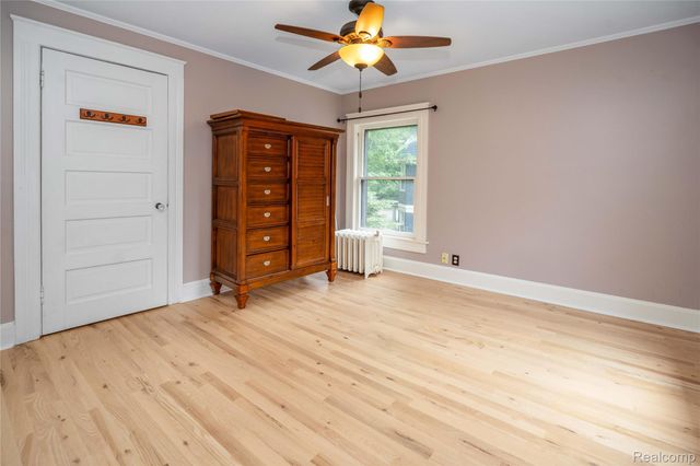 549 W Dunlap Street, Northville, MI 48167