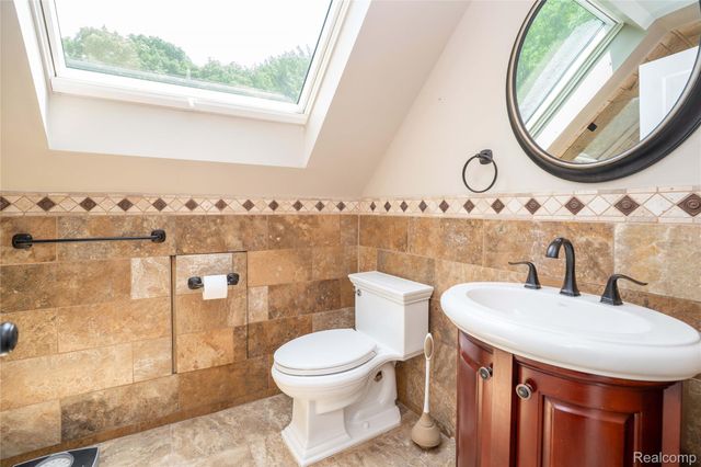 549 W Dunlap Street, Northville, MI 48167